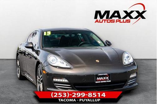 2013 Porsche Panamera 4