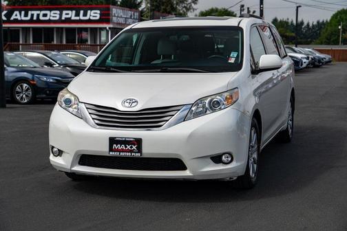 2017 Toyota Sienna XLE Premium
