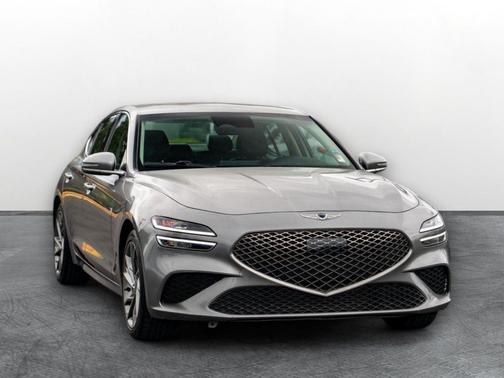 2022 Genesis G70 2.0T RWD