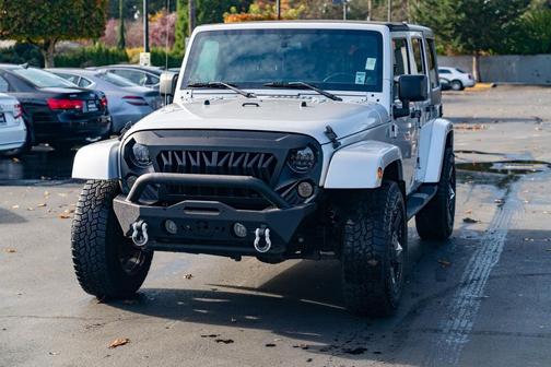 2012 Jeep Wrangler Unlimited Sahara