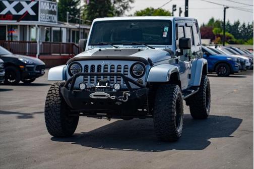 2012 Jeep Wrangler Unlimited Sahara