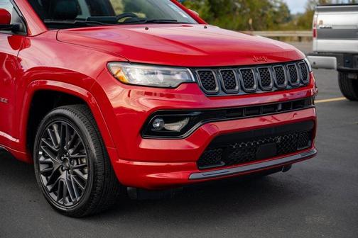 2023 Jeep Compass (RED) Edition 4x4