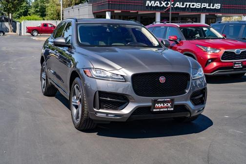 Corris Grey Metallic 2018 Jaguar F-PACE 25t R-Sport