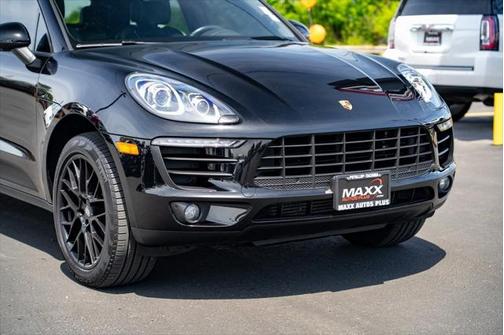 2018 Porsche Macan Base