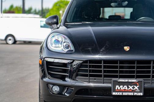 2018 Porsche Macan Sport Edition