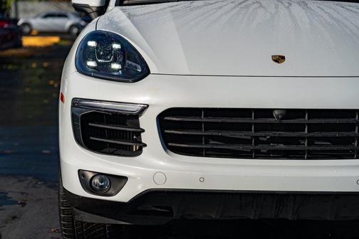 2016 Porsche Cayenne Cayenne