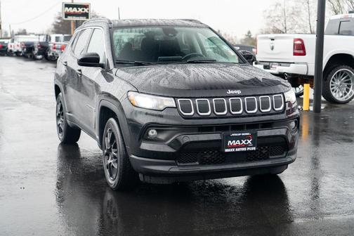 2022 Jeep Compass Latitude Lux