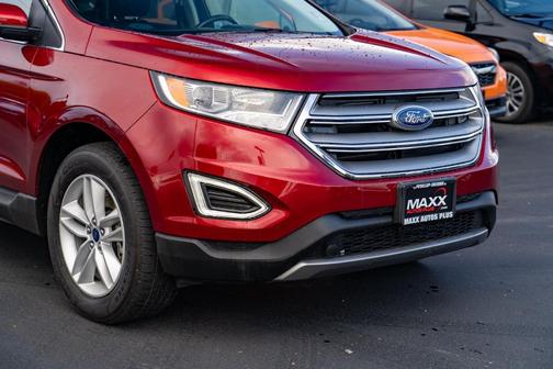 Ruby Red Metallic Tinted Clearcoat 2018 Ford Edge SEL