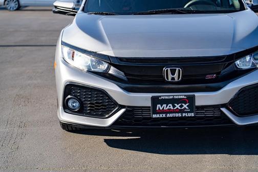 Lunar Silver Metallic 2017 Honda Civic Si