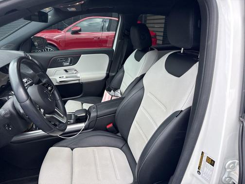 2023 Mercedes-Benz GLA 250 Base