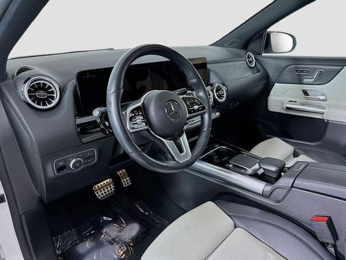 2023 Mercedes-Benz GLA 250 Base