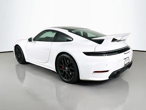 2026 Porsche 911 Carrera 4S