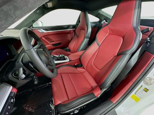 2026 Porsche 911 Carrera 4S