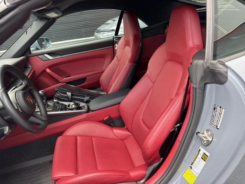 2024 Porsche 911 Carrera S