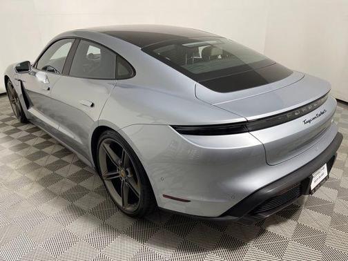 2021 Porsche Taycan Turbo S
