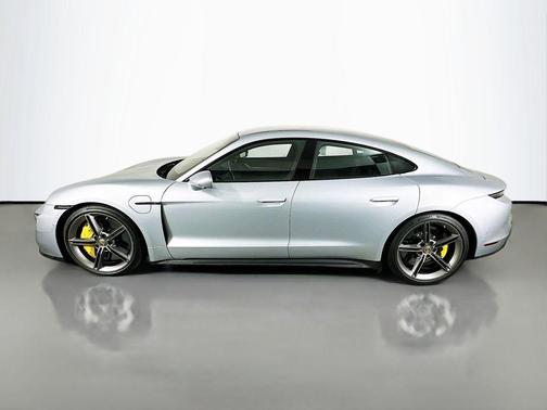 2021 Porsche Taycan Turbo S