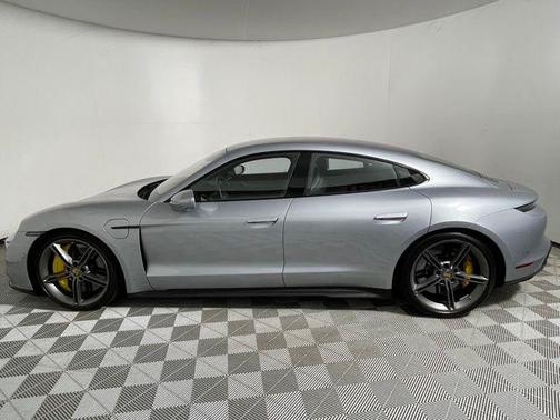 2021 Porsche Taycan Turbo S