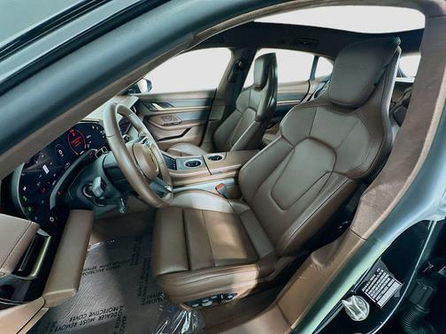 2024 Porsche Taycan Turbo S