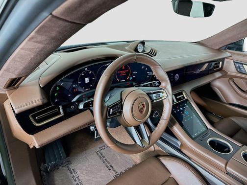 2024 Porsche Taycan Turbo S