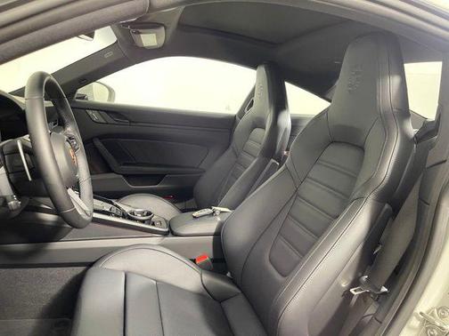 2025 Porsche 911 Carrera S