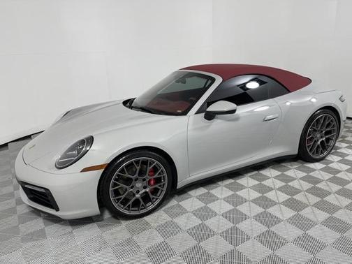 2023 Porsche 911 Carrera 4S Cabriolet
