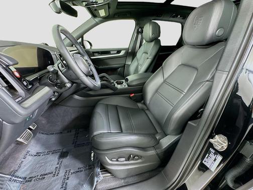 2025 Porsche Cayenne Cayenne E-Hybrid