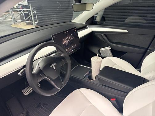 2022 Tesla Model Y Performance Dual Motor All-Wheel Drive