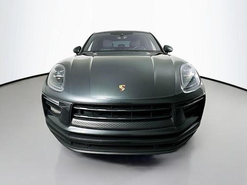 2022 Porsche Macan S