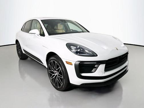 2026 Porsche Macan 