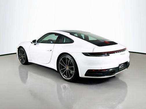 2024 Porsche 911 Carrera
