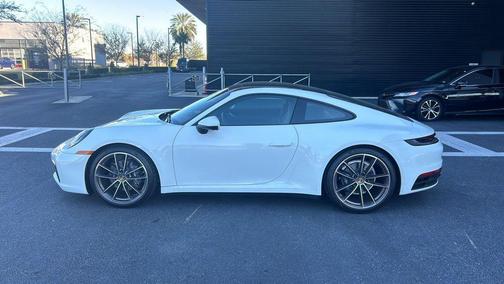 2024 Porsche 911 Carrera