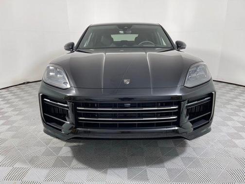 2025 Porsche Cayenne Cayenne Turbo E-Hybrid