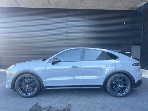 2024 Porsche Cayenne Turbo GT