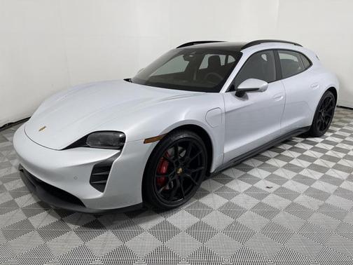 2022 Porsche Taycan Cross Turismo GTS