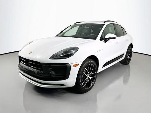 2025 Porsche Macan 