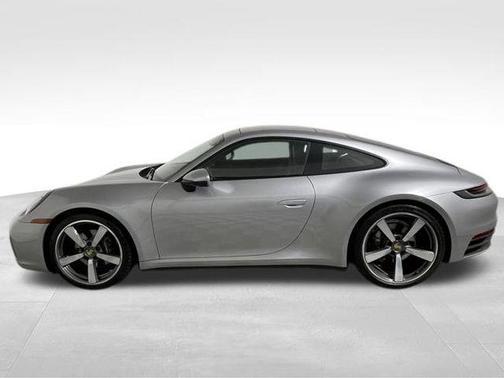 2023 Porsche 911 Carrera