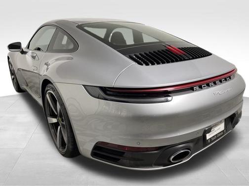 2023 Porsche 911 Carrera