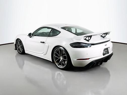 2020 Porsche 718 Cayman GT4