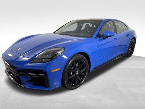 2024 Porsche Panamera 4