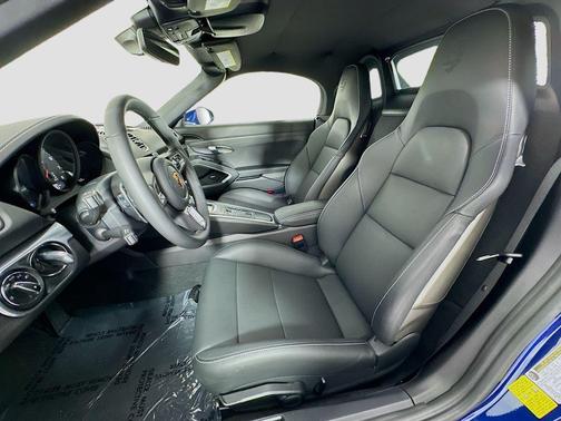 2025 Porsche 718 Boxster Style Edition