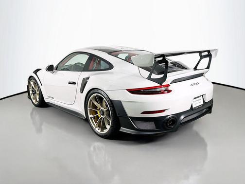 2019 Porsche 911 GT2 RS