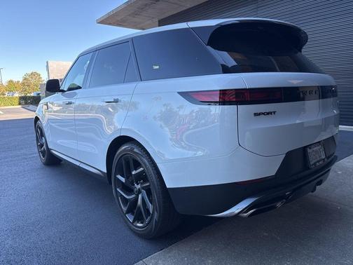 2023 Land Rover Range Rover Sport SE