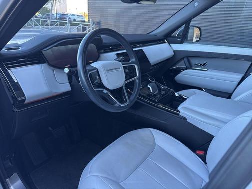 2023 Land Rover Range Rover Sport SE