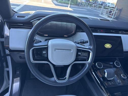 2023 Land Rover Range Rover Sport SE