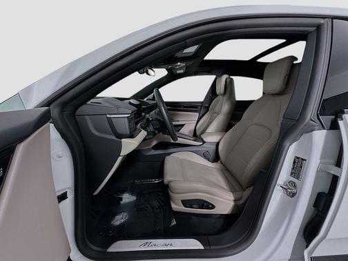 2025 Porsche Macan Electric