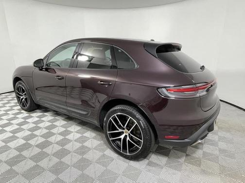 2024 Porsche Macan Base