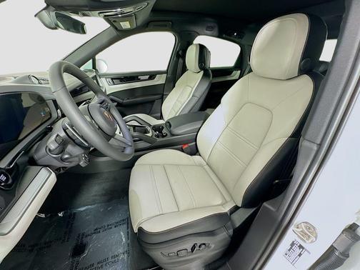 2025 Porsche Cayenne Cayenne