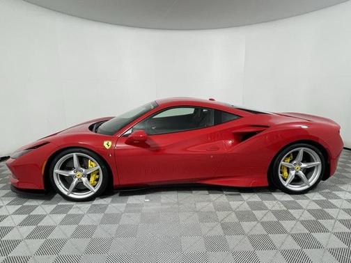 2022 Ferrari F8 Tributo Base