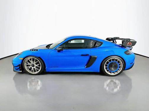 2025 Porsche 718 Cayman GT4 RS