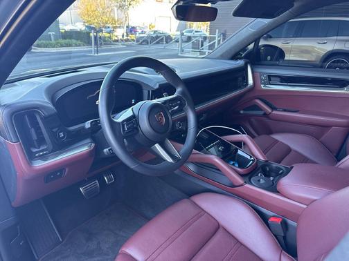 2024 Porsche Cayenne Cayenne Turbo E-Hybrid